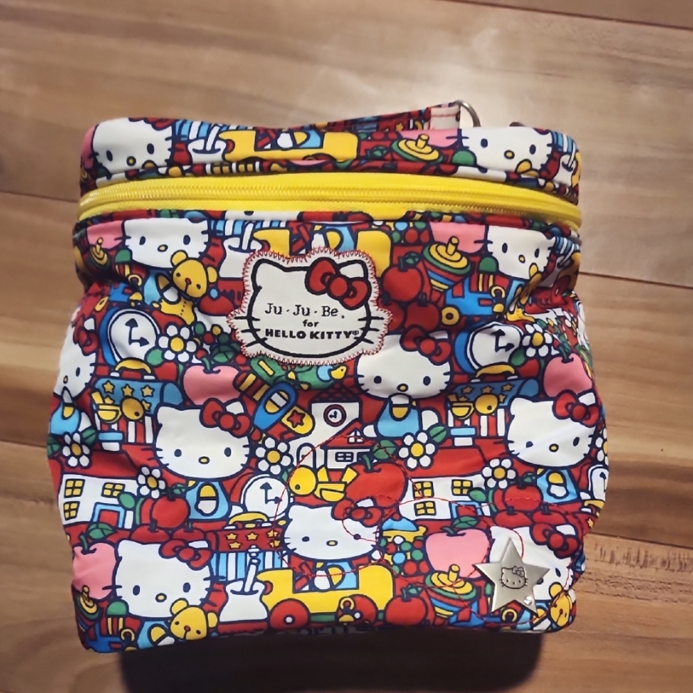 Ju-Ju-Be for Hello Kitty Fuel Cell Insulated Bag